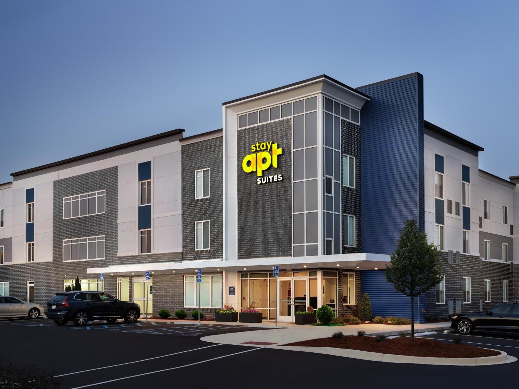 Stayapt Suites Memphis-Cordova/Wolfchase Galleria Exterior photo